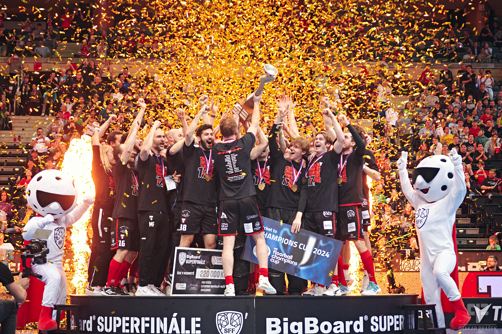 16.04.2023- O2 Aréna Praha - Superliga Muži - Superfinále 202